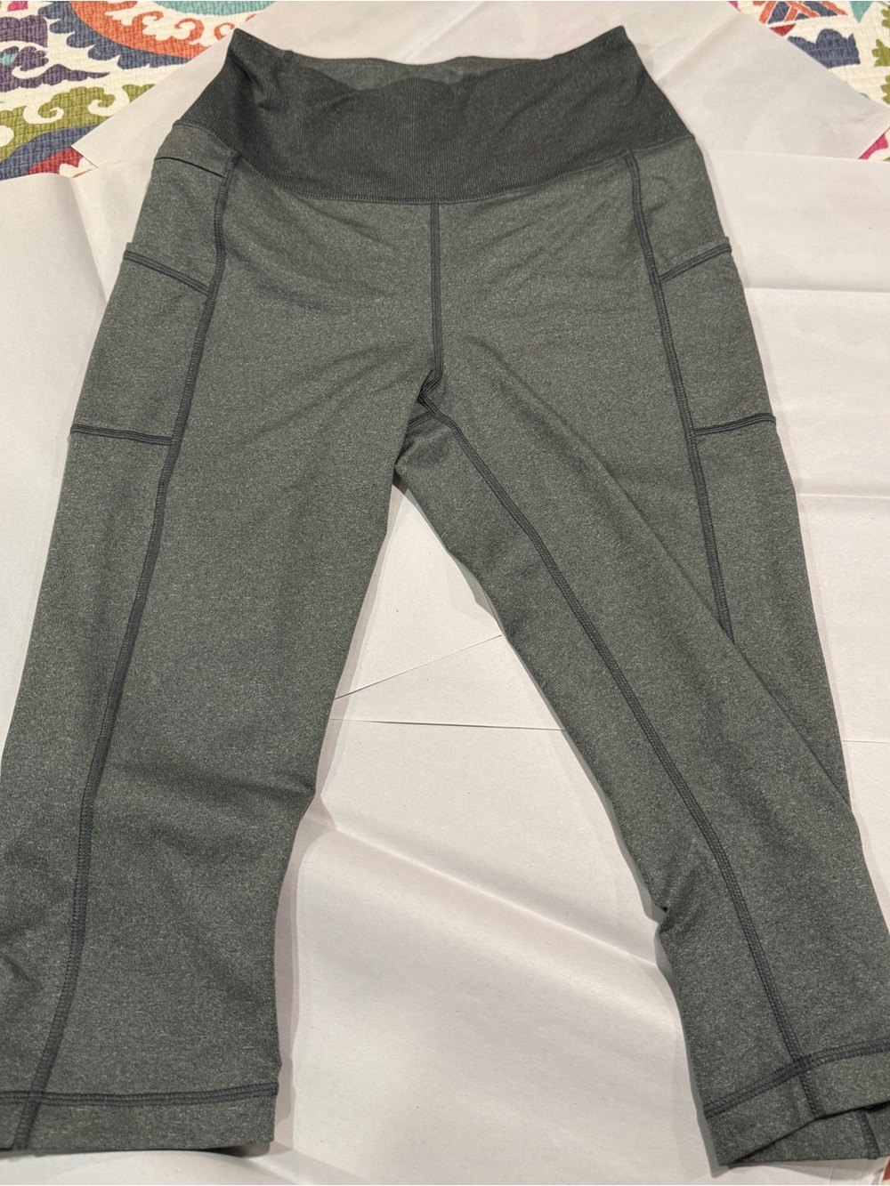 Patagonia Gray High-Rise Performance crop Leggings